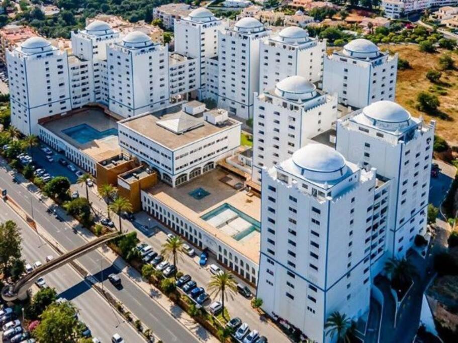 ポルティマンClube Praia Rocha IIIアパートメント エクステリア 写真